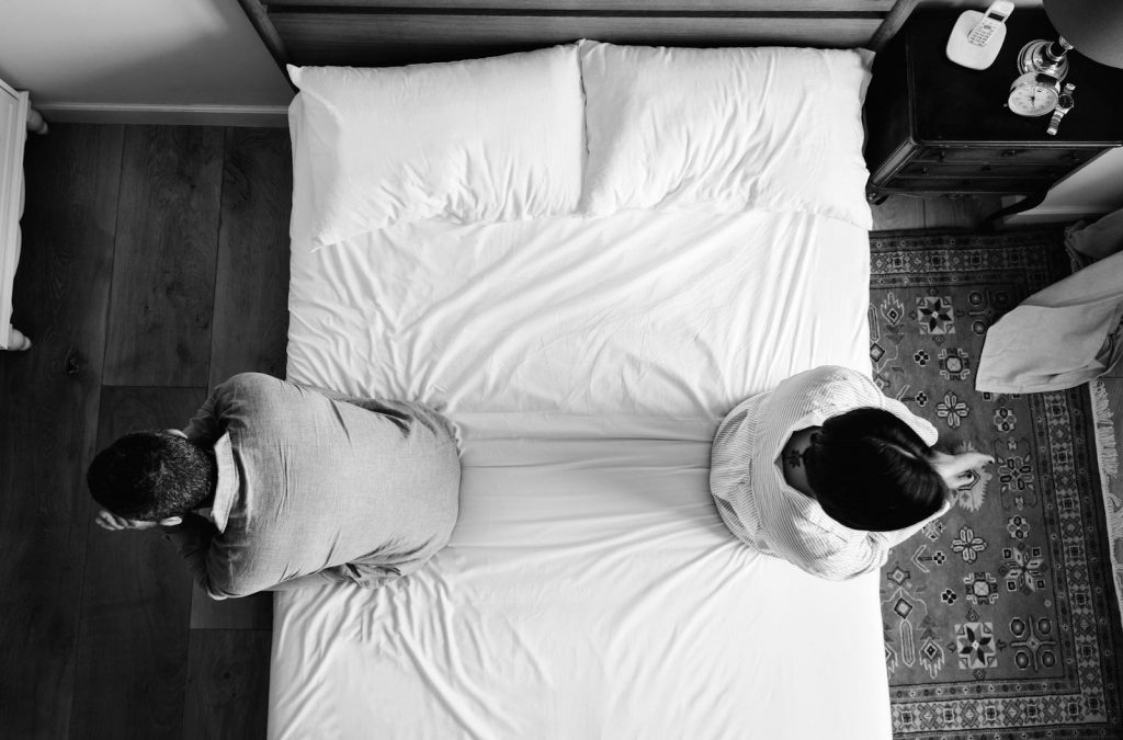 20 Clear Signs Of Cheating In A Relationship